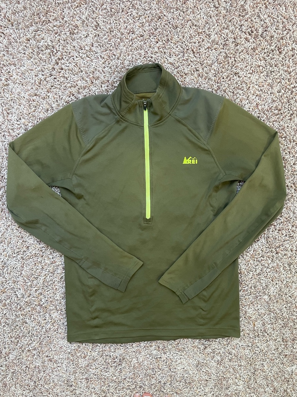 REI Olive Green Half-Zip Pullover Neon Yellow Accent Outdoors Hunting Men Size S
